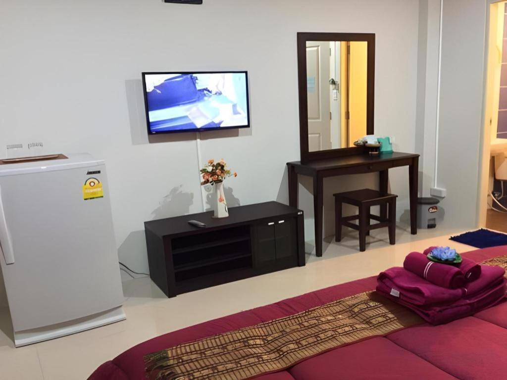Tontalay Hotel Bangsaen Exterior foto